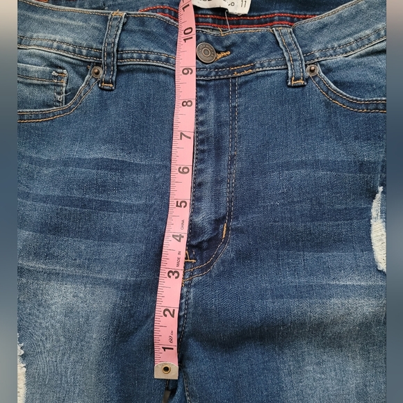 NWT Vince Blue Co Distressed Jeans size 28 - Picture 5 of 7